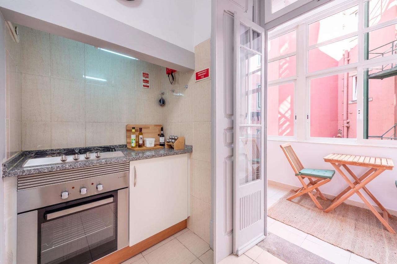 Vita Portucale ! Deluxe 3 Bedroom Apartment In Arroios Lisboa Ngoại thất bức ảnh